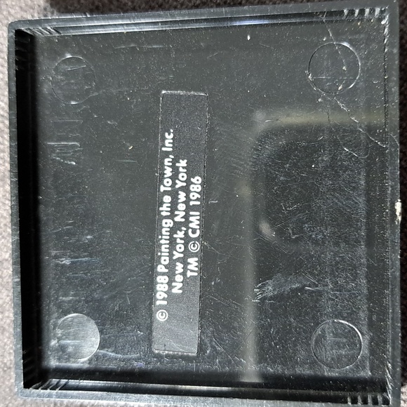 Vintage 1988 Les Miserables Match Box Trinket Gift Box Souvenir Enameled G - Picture 4 of 9